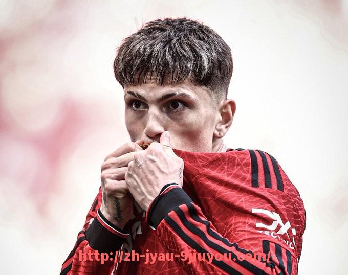 jiuyou九游娱乐-凤凰足球队在德甲联赛中的发展历程与未来展望